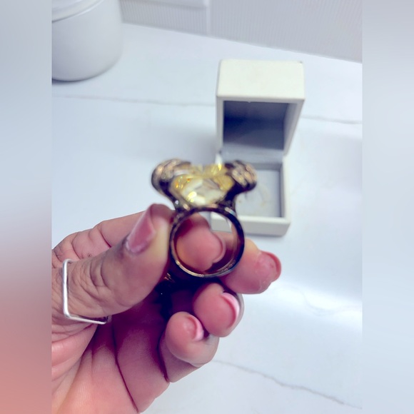 DANIEL SWAROVSKI Oversized Yellow Crystal Ring - Picture 3 of 5